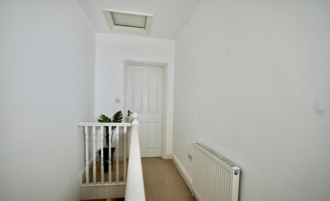 Spacious Two-Bedrooms House, Private Parking, Contractors, Relocators オックスフォード エクステリア 写真
